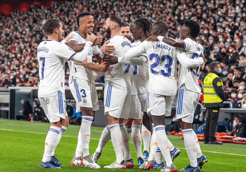 APP下载专区包含里昂迎国王杯关键赛，赛后官宣签约，媒体盛赞，训练强度明显提升的词条