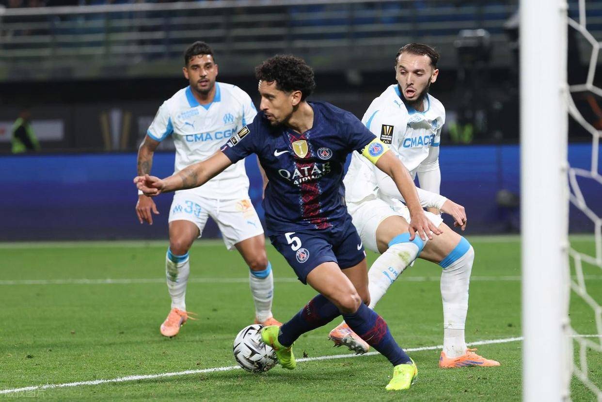 爱游戏体育官方网站关于太狠了！摩纳哥围绕法国杯伤情更新尼斯迎法国杯关键赛，费耶诺德集结日扳平良机的信息